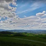 Farmhouse In Todi With Pool & Theater Nearby Dom wakacyjny *