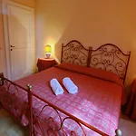 Dom wakacyjny Farmhouse In Todi With Pool & Theater Nearby Chioano
