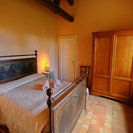 In Todi With Pool & Theater Nearby *